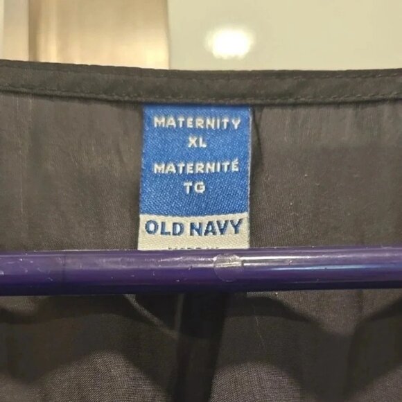 Maternity Old Navy Black V Neck Cap Sleeve Top - Picture 4 of 5